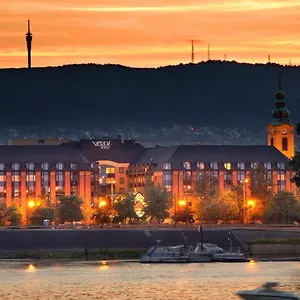 hotellátogatás